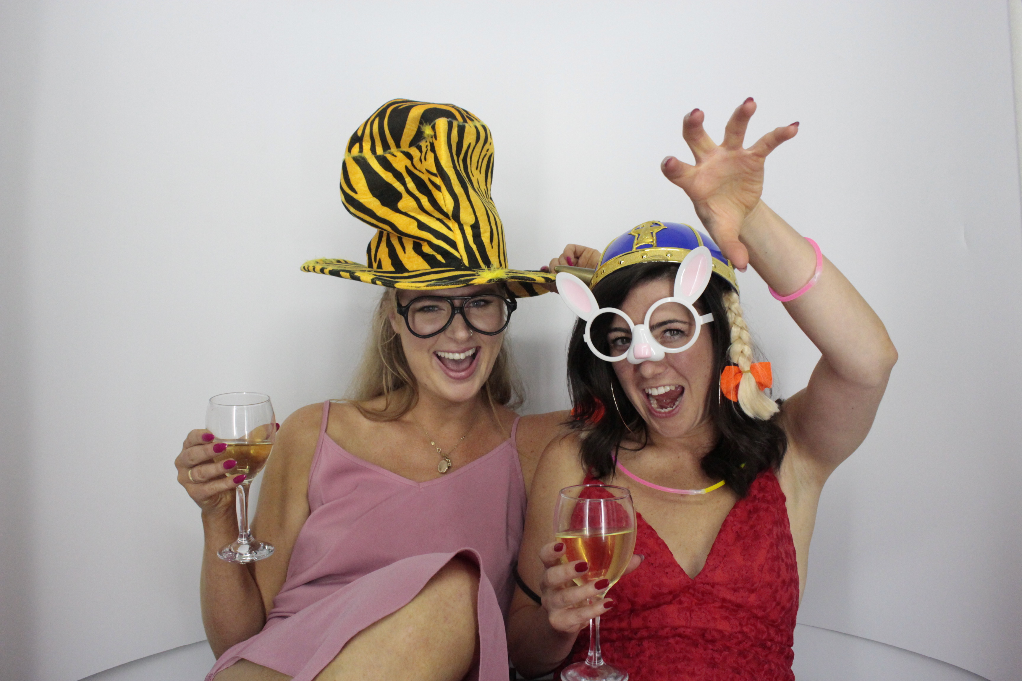 Ollie & Amy's Wedding | View more photos from the event at gallery.myphotoboothexperience.co.uk/u/MyPhotoBoothExperienceLtd/Ollie-Amys-Wedding